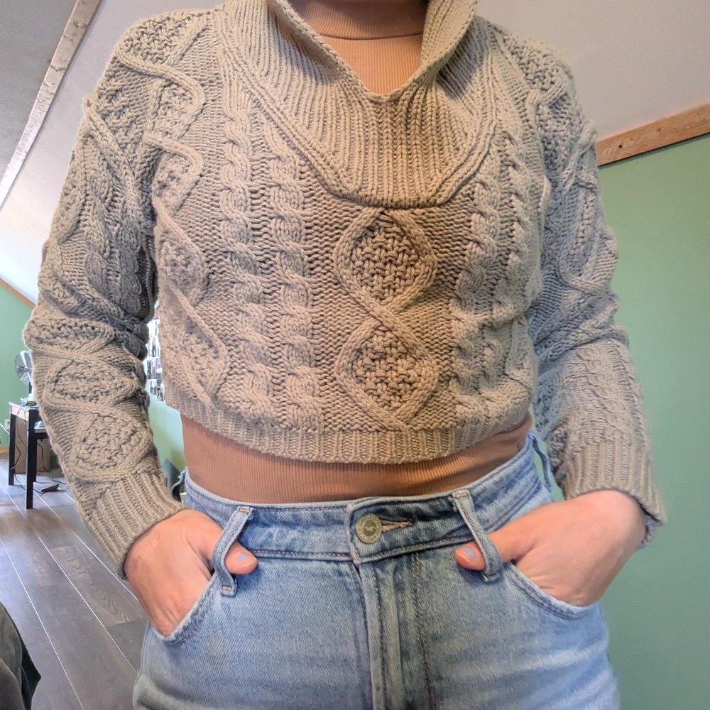 Aeropostale Cable Knit Cowl Sweater - Gray